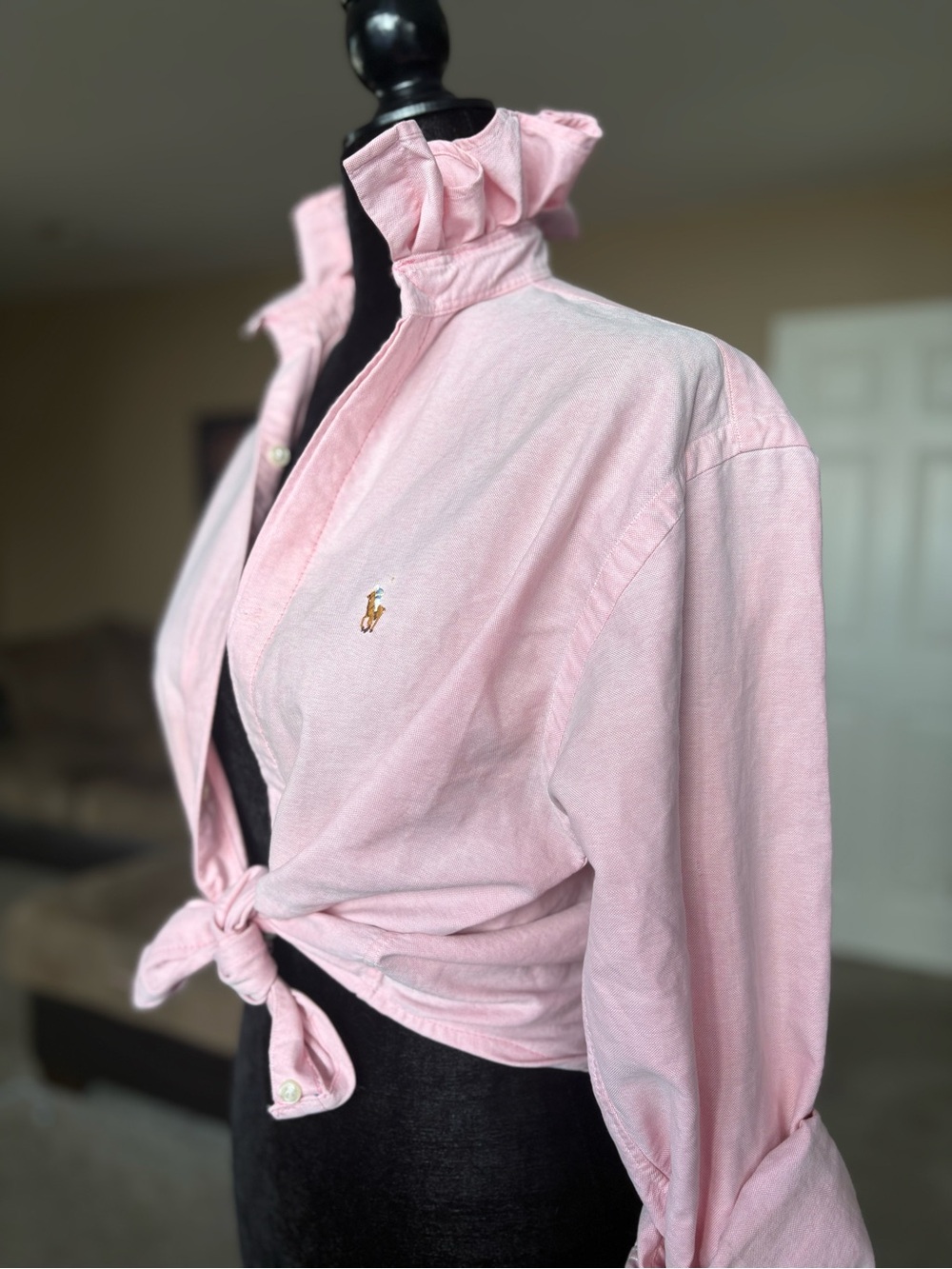 Reworked Ralph Lauren Light Pink Ruffled Collar Button-Down Shirt size 8